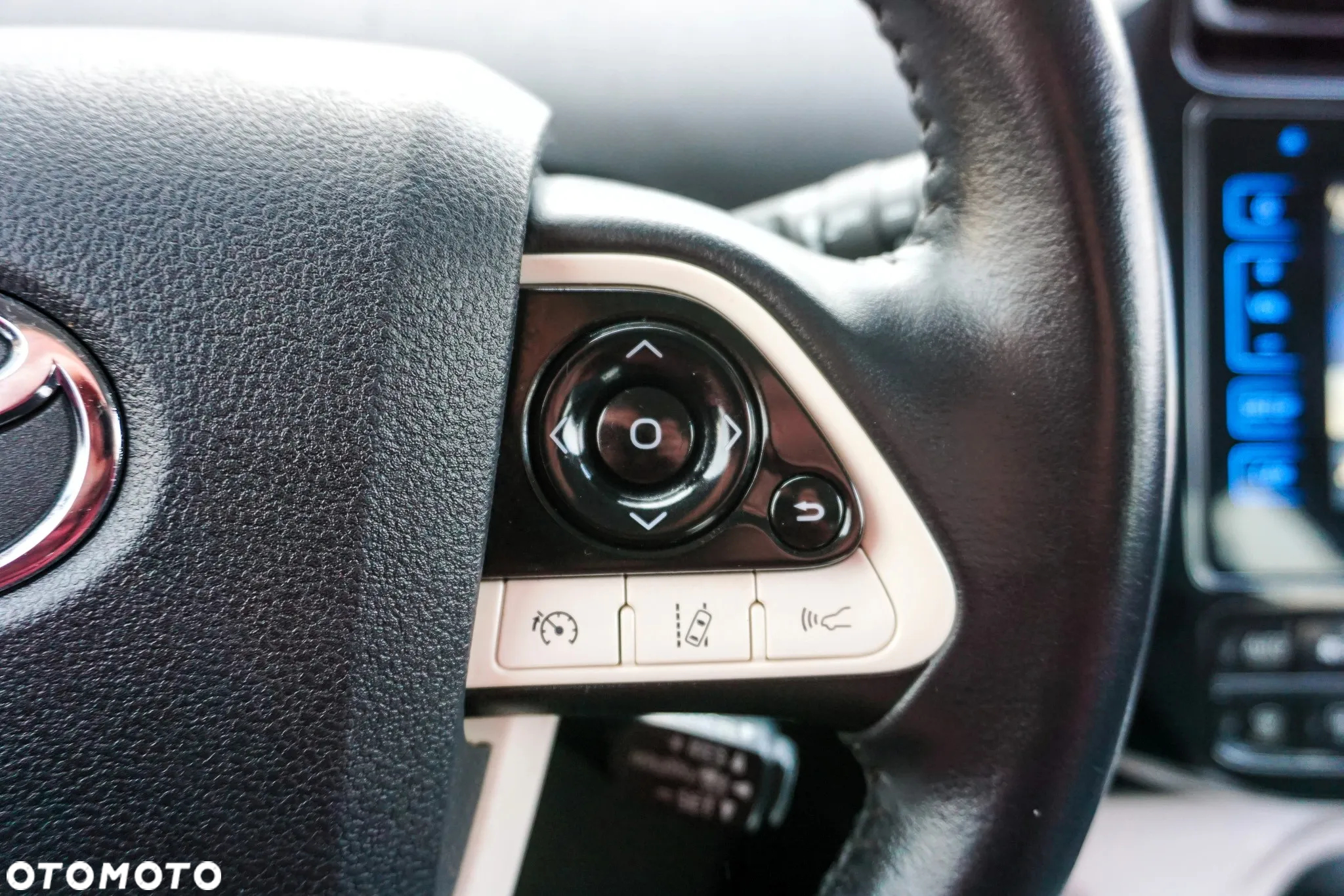 Toyota Prius 1.8 Hybrid Executive - 29
