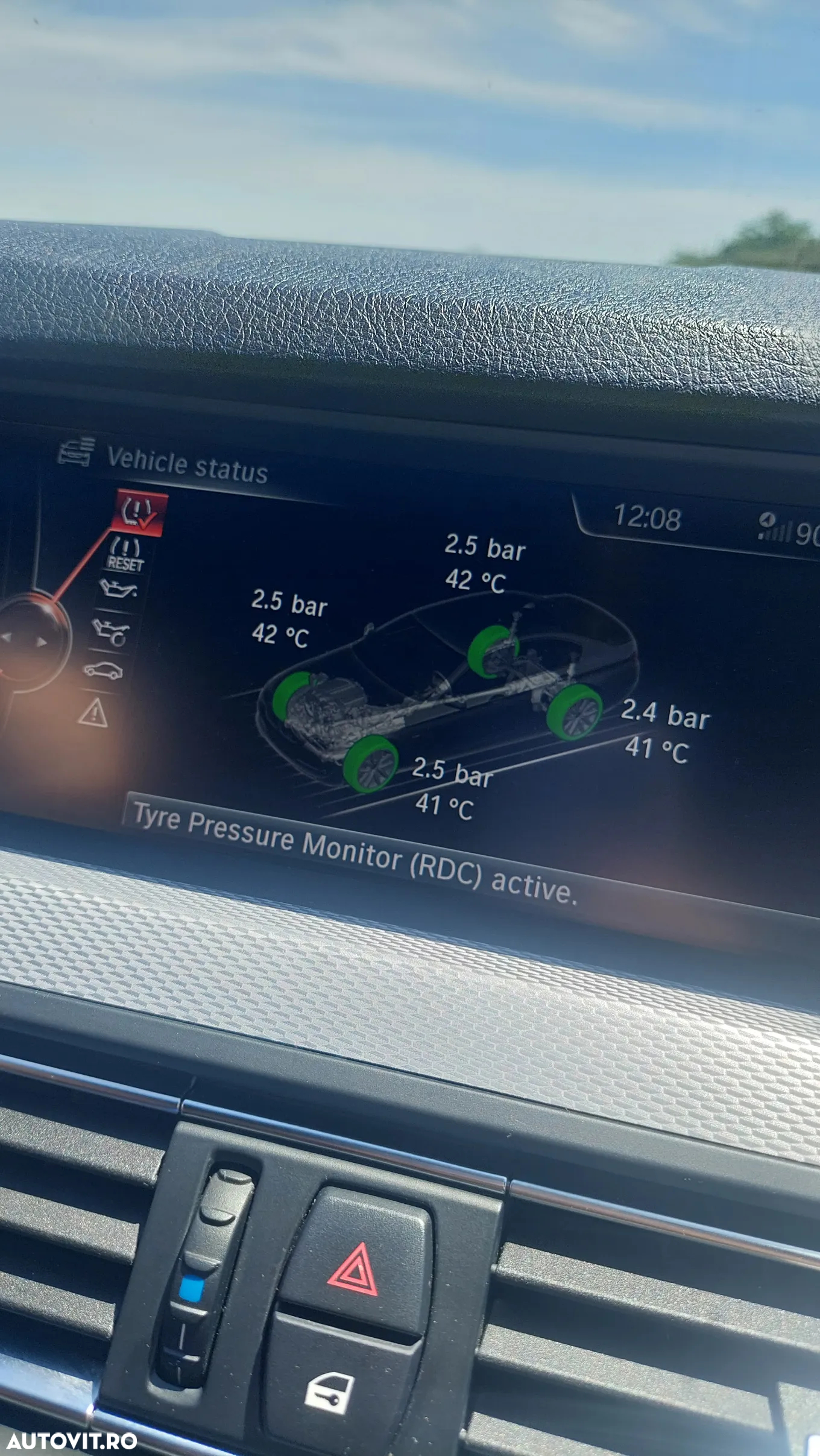 BMW Seria 5 528i xDrive - 10