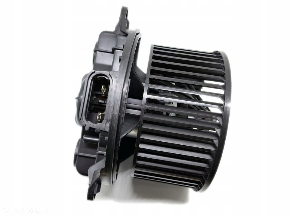 DMUCHAWA WENTYLATOR PRIMASTAR TRAFIC VIVARO 01- - 1