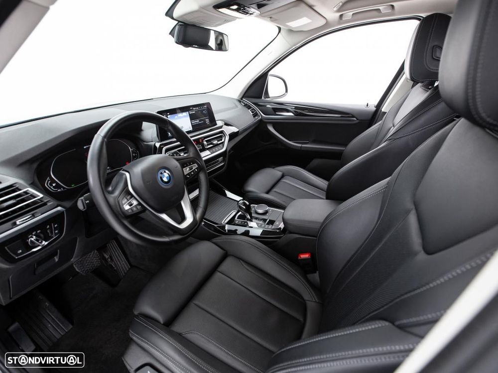 BMW X3 30 e xDrive - 8