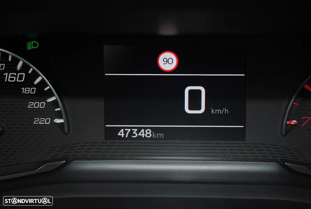 Peugeot 208 1.2 PureTech Active Pack - 25