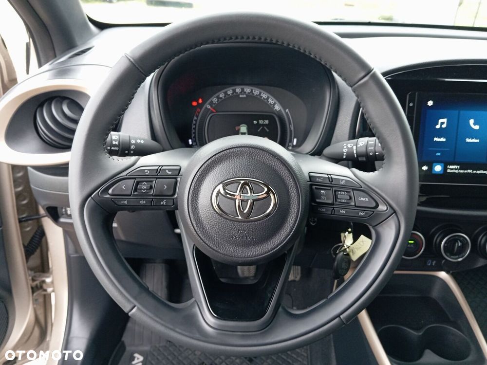 Toyota Aygo X - 12