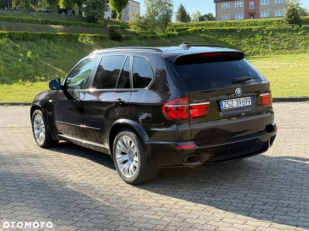 BMW X5 xDrive50i - 14