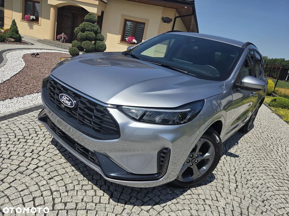Ford Kuga - 12