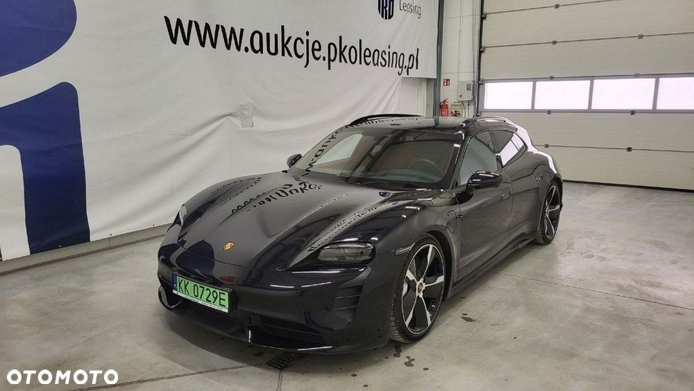 Porsche Taycan - 1