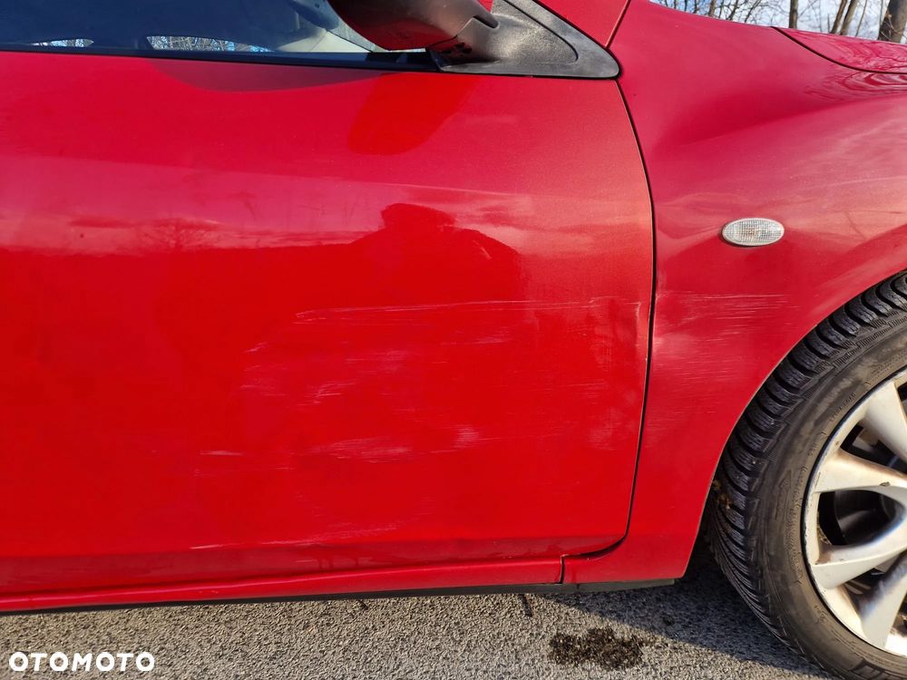 Mazda 3 2.0 Exclusive + - 10