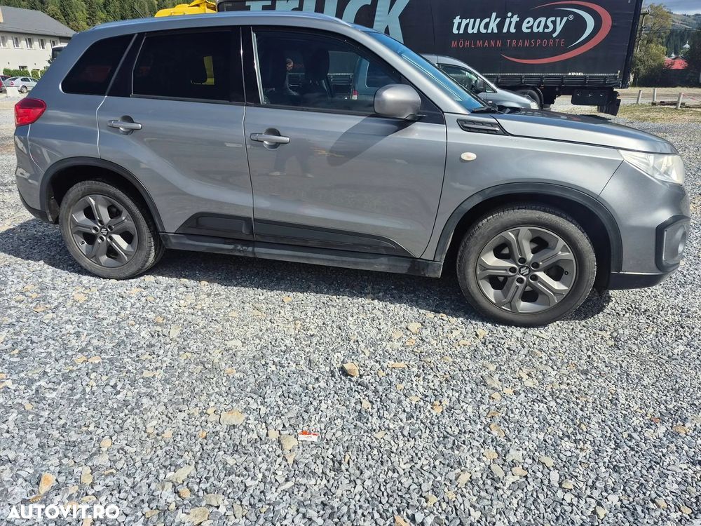 Suzuki Vitara - 1