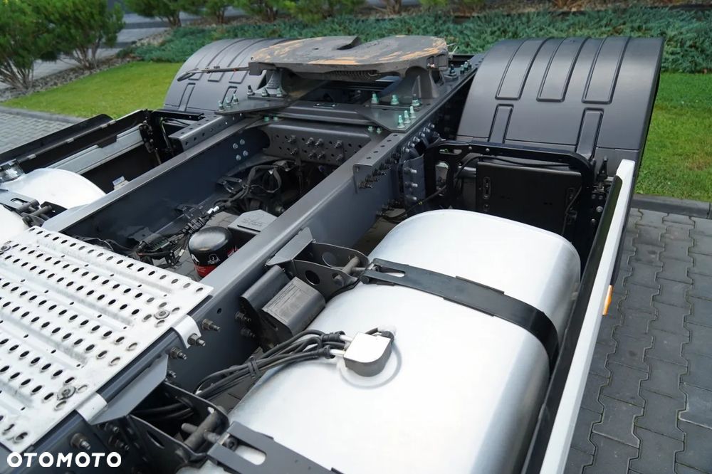 Renault T 520 / RETARDER / KLIMA POSTOJOWA /  EURO 6 - 13