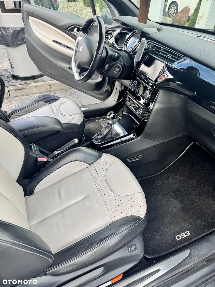 Citroën DS3 e-HDi 90 FAP SoChic - 11