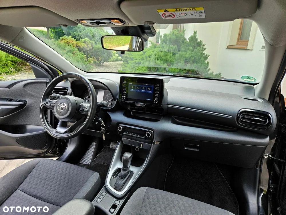 Toyota Yaris - 14