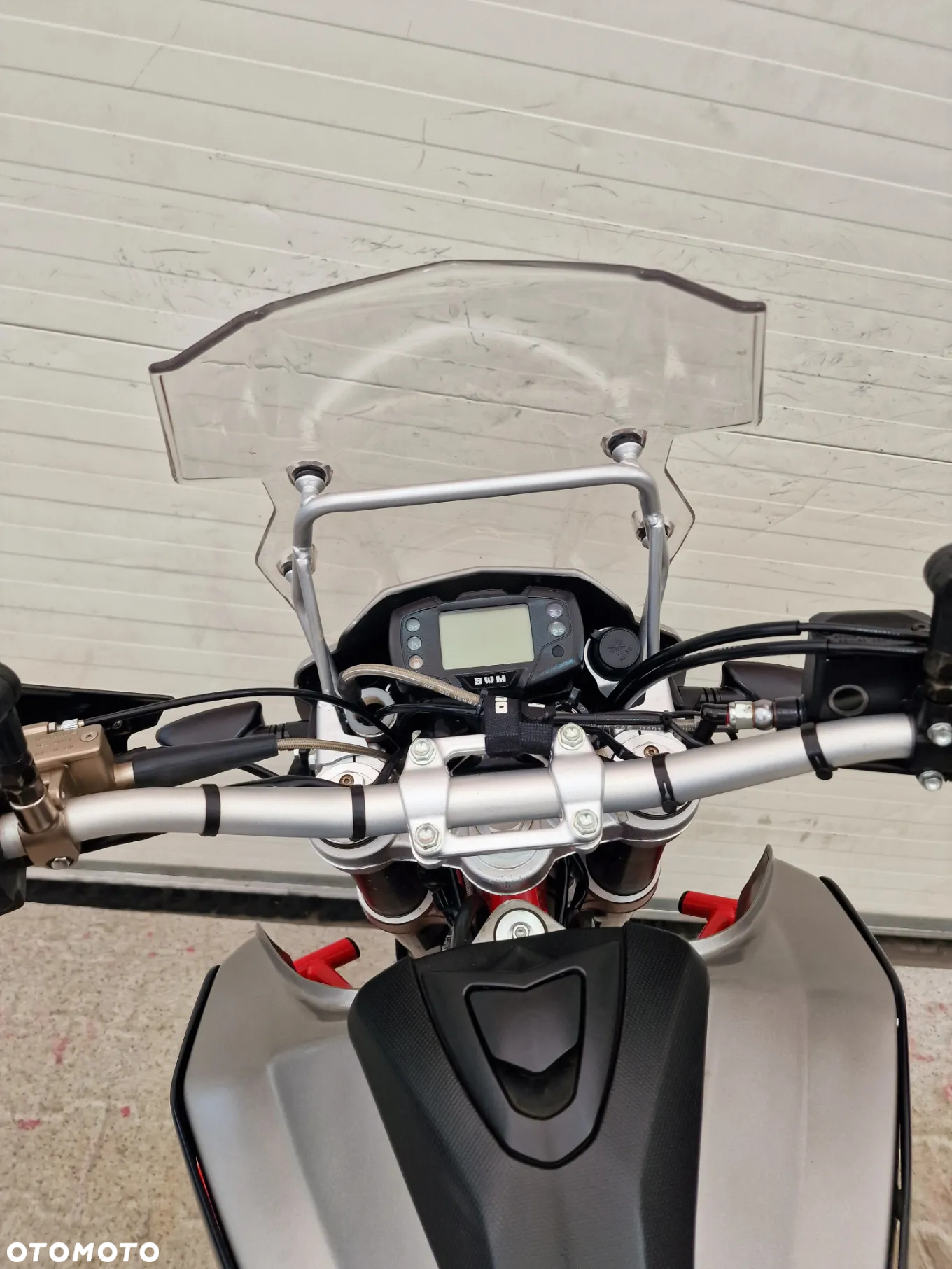 SWM Super Dual T - 28