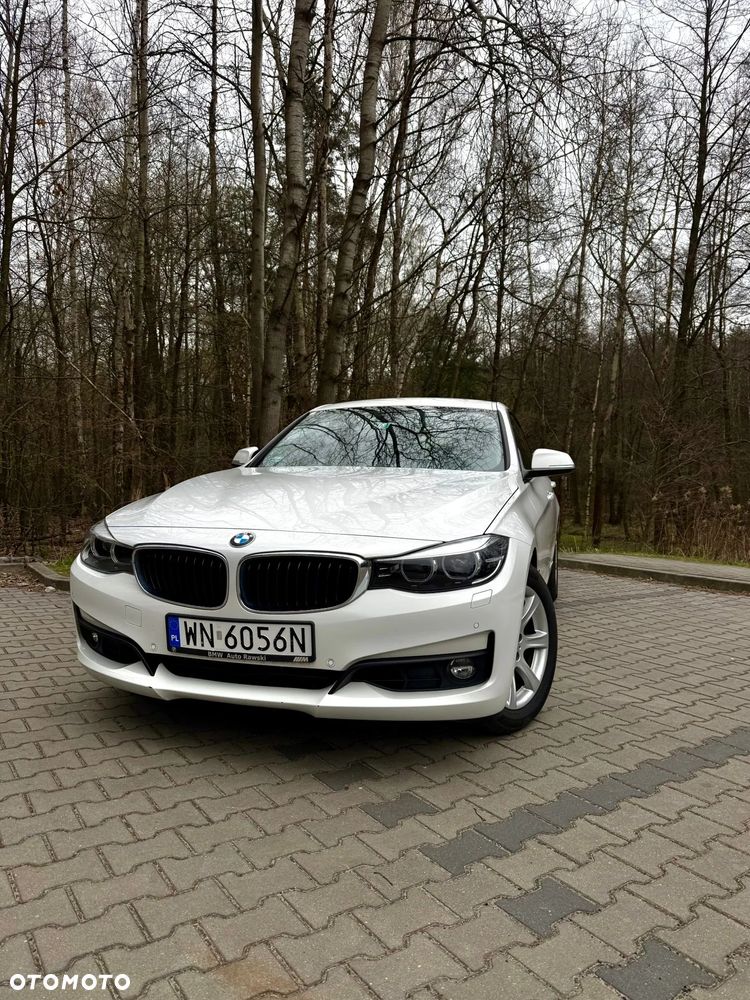 BMW 3GT 320i GPF xDrive Advantage - 4