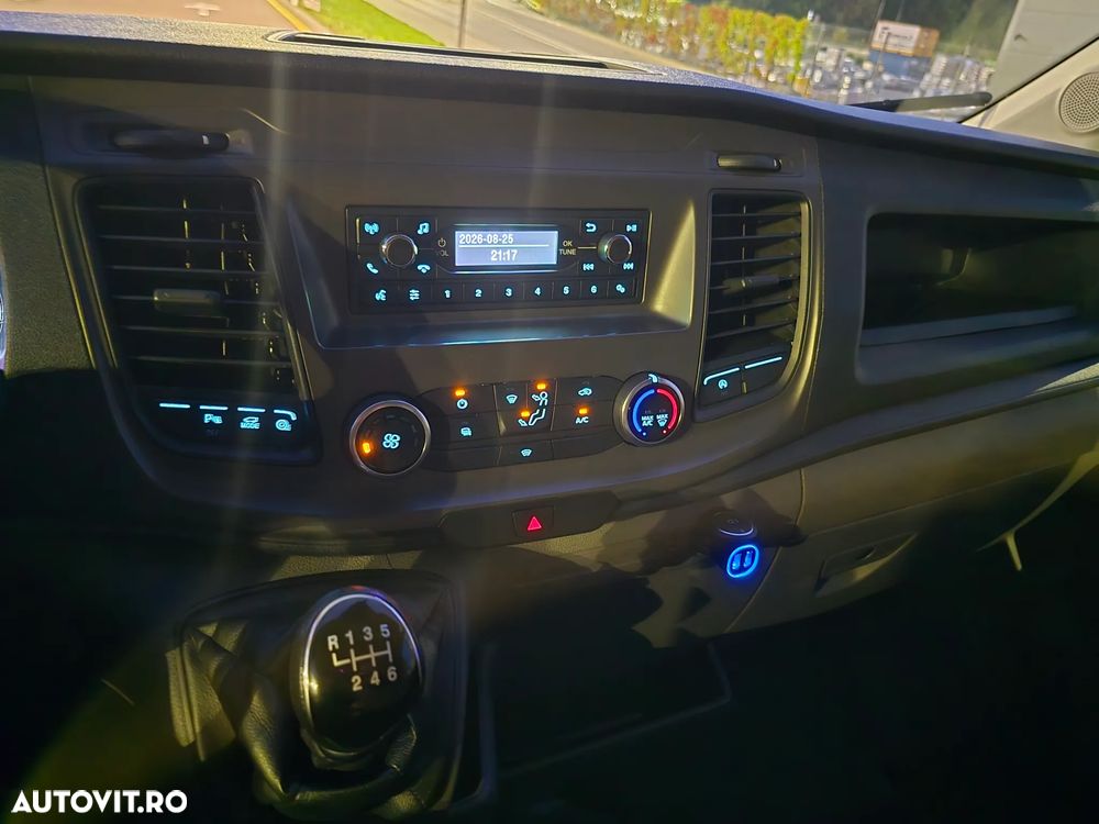 Ford Transit - 19