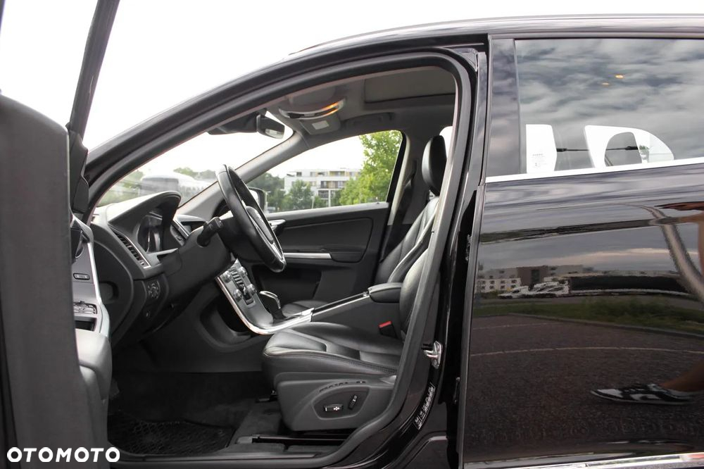 Volvo XC 60 D4 Drive-E Summum - 9