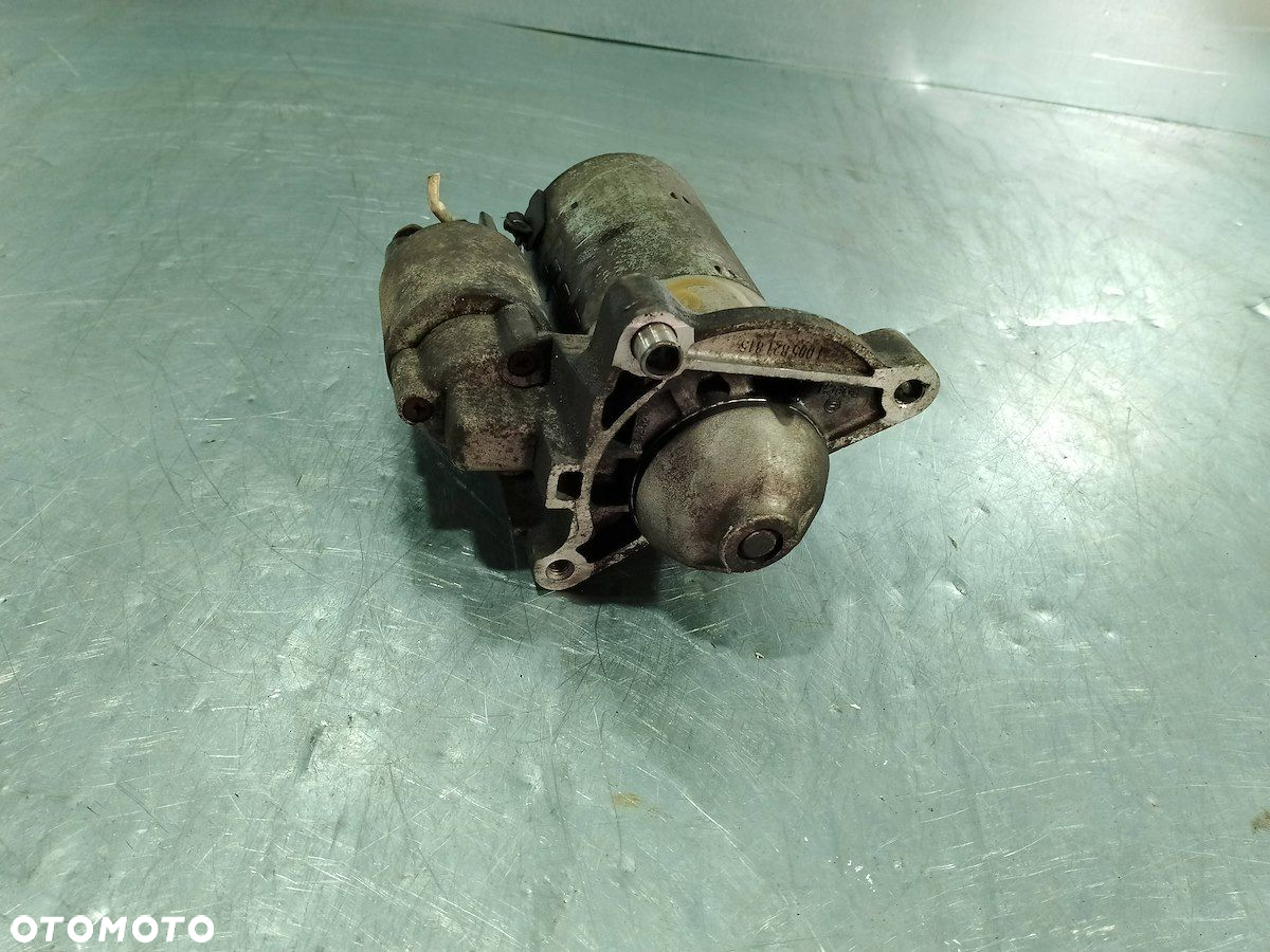 ROZRUSZNIK CITROEN C3 9647982880 0001112041 BOSCH 1.4 8V - 3