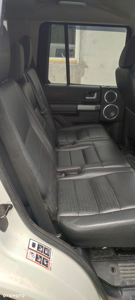 Land Rover Discovery 2.7D V6 HSE - 17