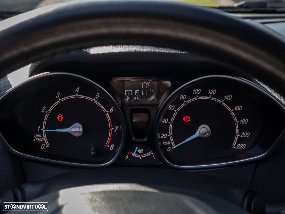 Ford Fiesta 1.0 Ti-VCT Titanium - 21