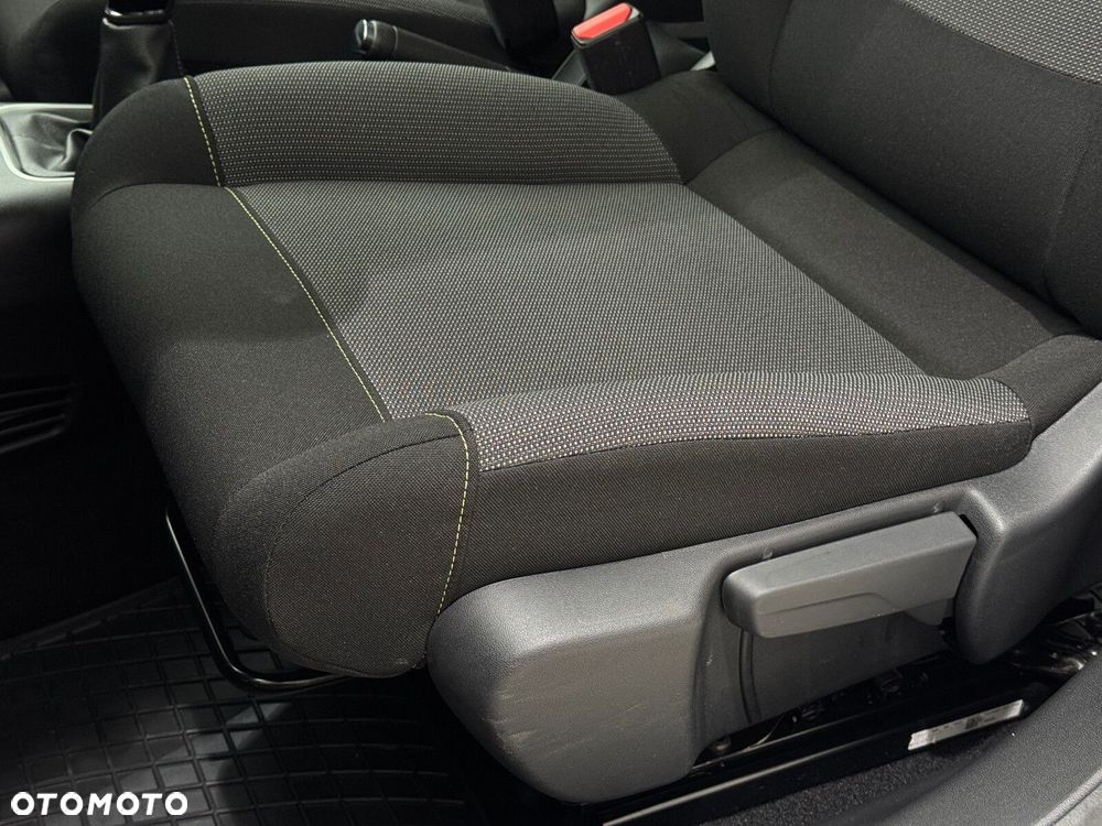 Citroën C3 1.2 PureTech C-Series - 11