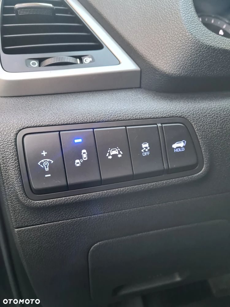 Hyundai Tucson 2.0 CRDI Premium 4WD - 22