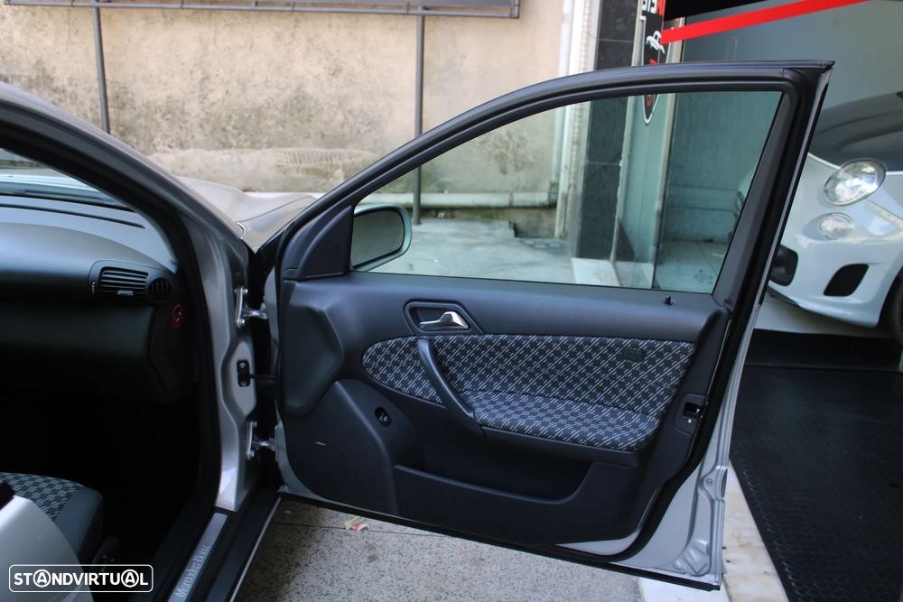 Mercedes-Benz C 220 - 29