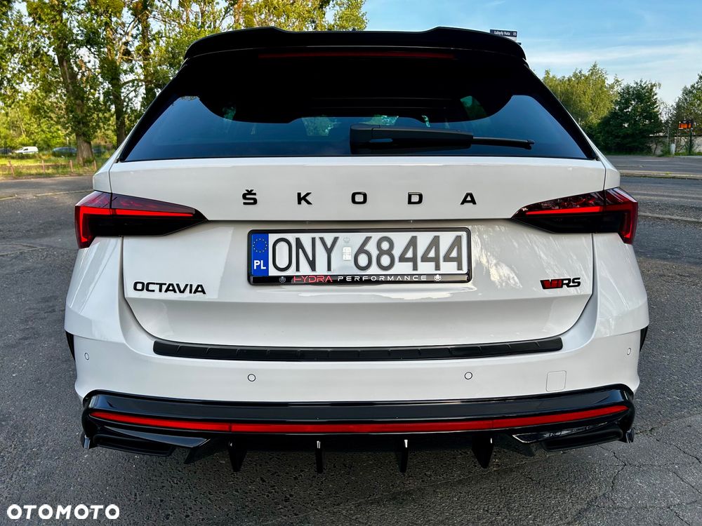 Skoda Octavia 2.0 TDI RS DSG - 6