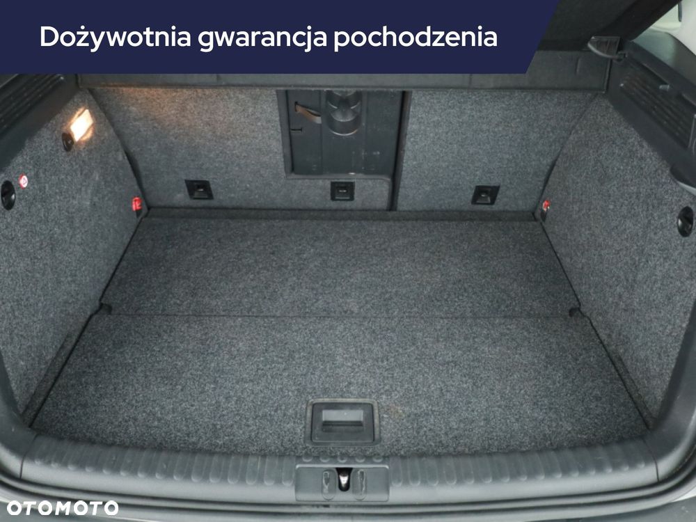 Volkswagen Tiguan - 17