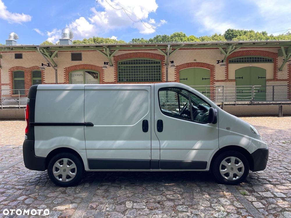 Renault Trafic - 4