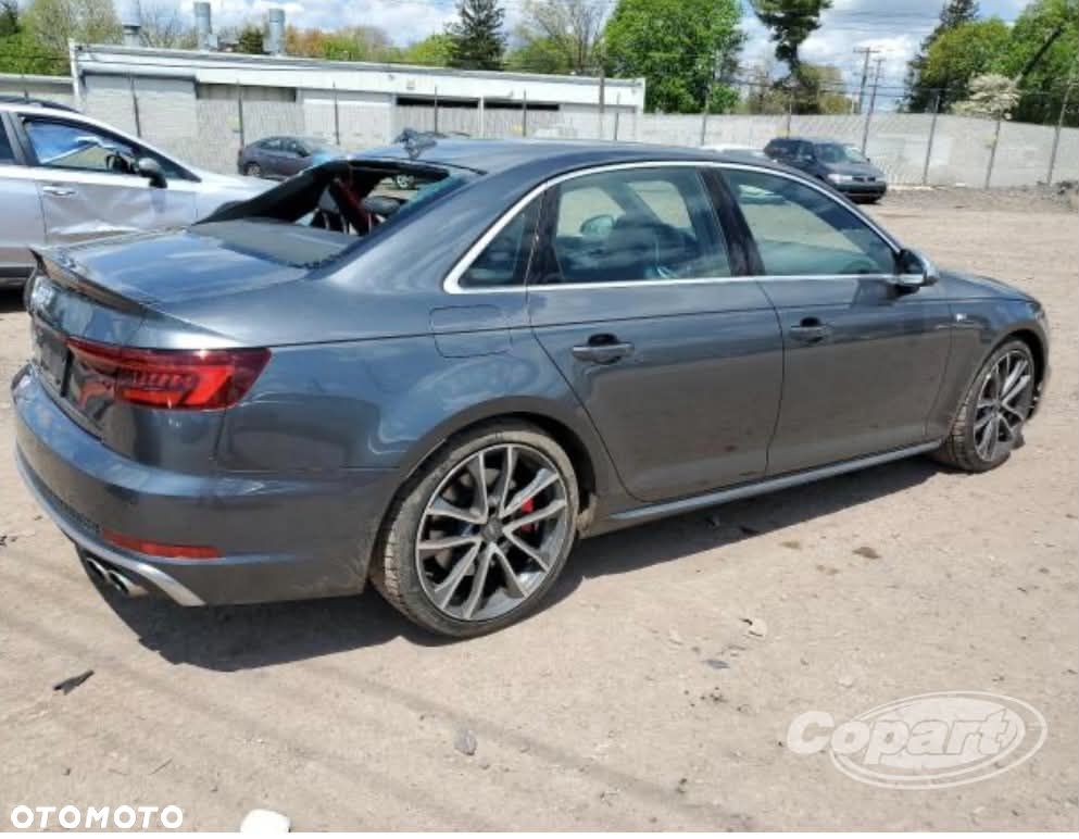 Audi S4 Limousine - 15