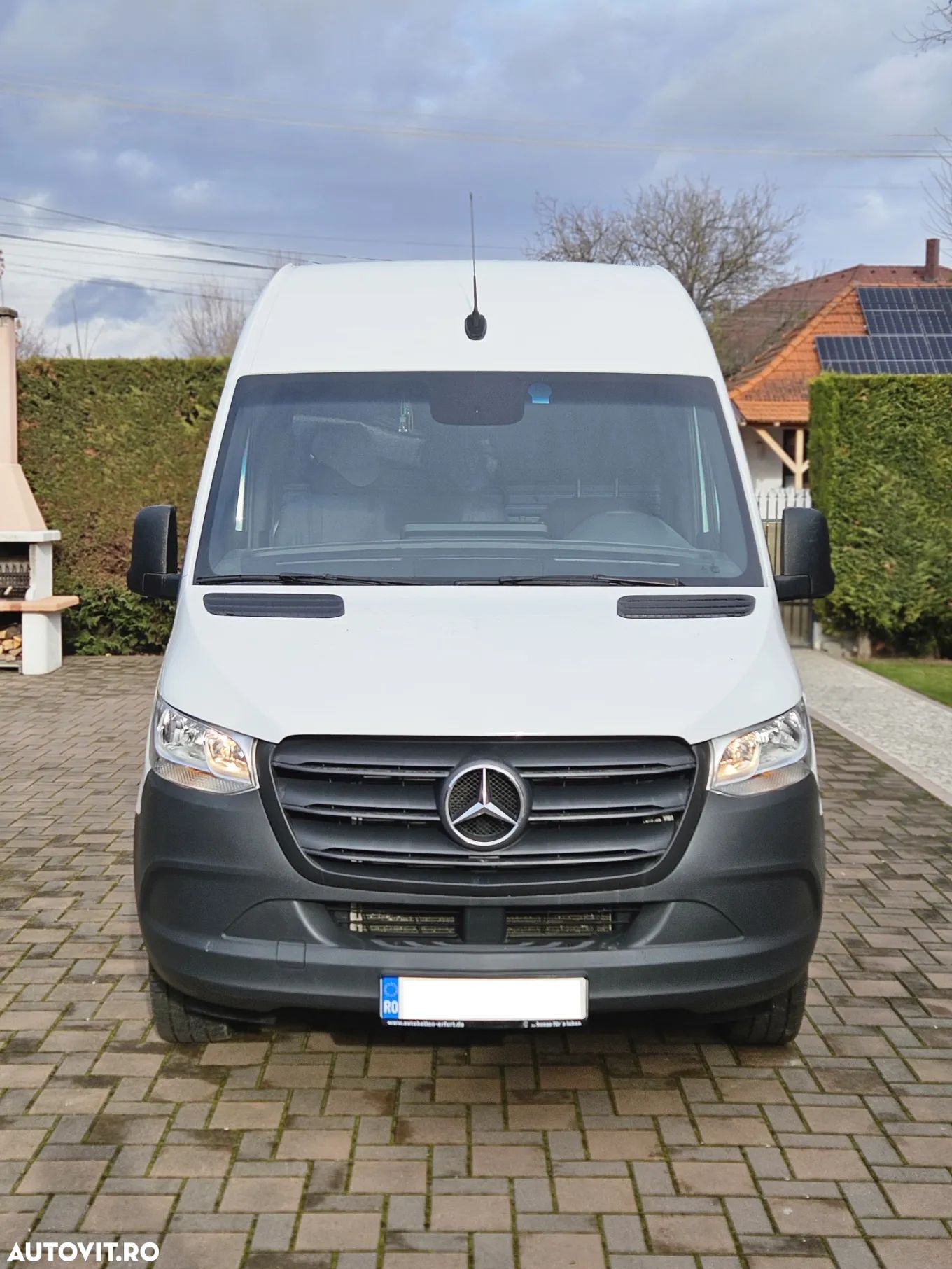 Mercedes-Benz Sprinter Tourer 317 CDI 170CP L3H2 RWD 6MT - 1