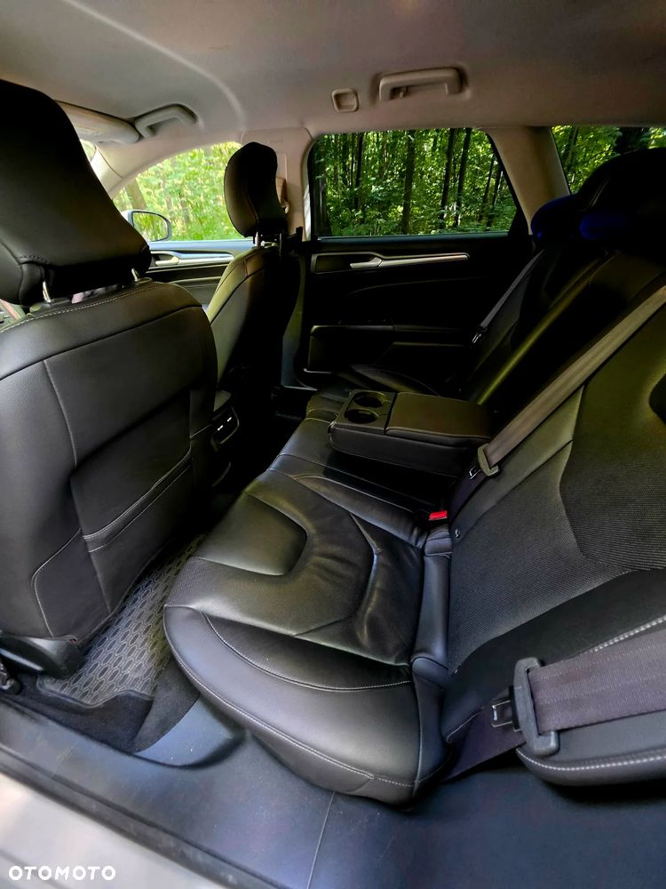 Ford Mondeo 2.0 TDCi STart-Stopp PowerShift-Aut Titanium - 13