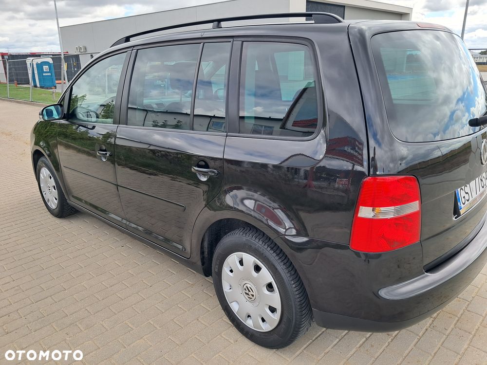 Volkswagen Touran 1.6 Freestyle - 22