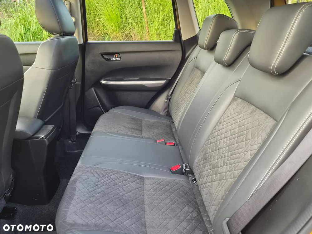 Suzuki Vitara 1.4 Boosterjet XLED 4WD - 25