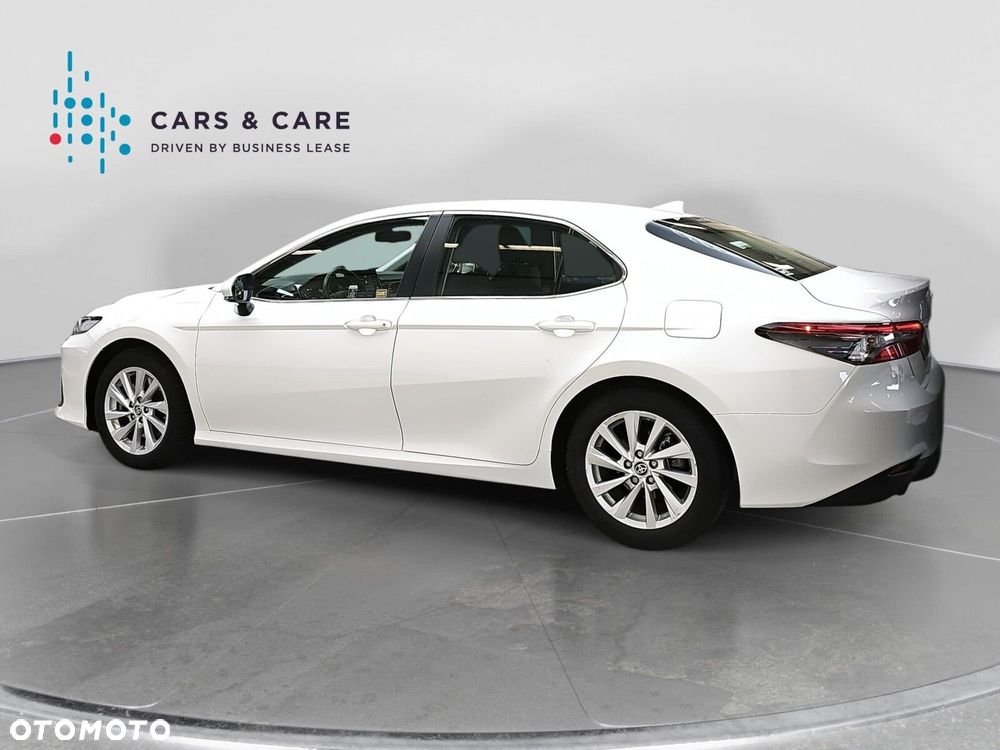 Toyota Camry 2.5 Hybrid Comfort CVT - 35