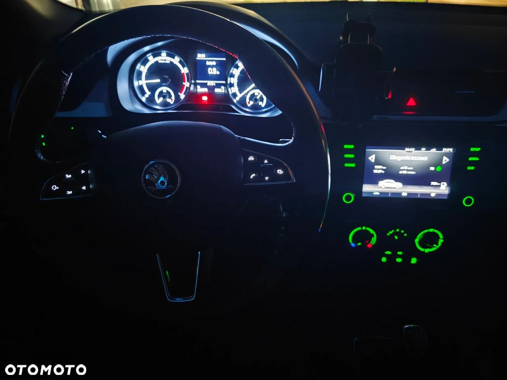 Skoda RAPID 1.0 TSI Ambition - 25