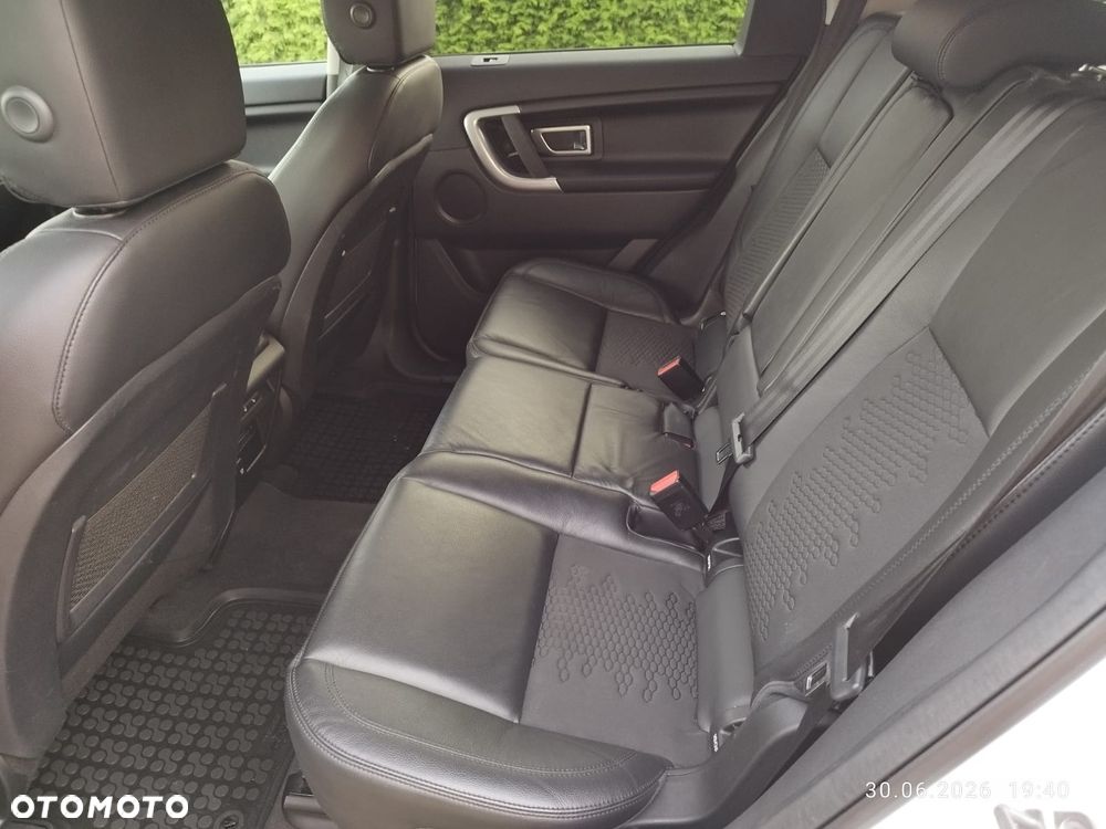 Land Rover Discovery Sport 2.0 Si4 HSE Luxury - 24