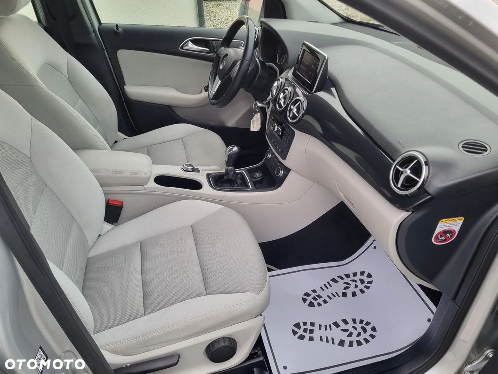 Mercedes-Benz Klasa B 180 CDI - 9
