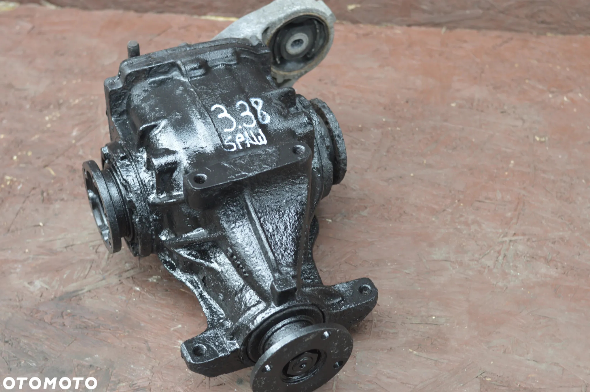 BMW E36 COMPACT / E30 / Z3 / E34 ORYGINALNY DYFER / DYFERENCJAŁ TYŁ O PRZEŁOŻENIU 3.38 ( SPAW ) O NR.  33 10 1 428 413 / 33 10 1 214 884 / 33 10 1 214 083 / 33 10 1 428 417 OEM SPRAWNY W 100% - 5