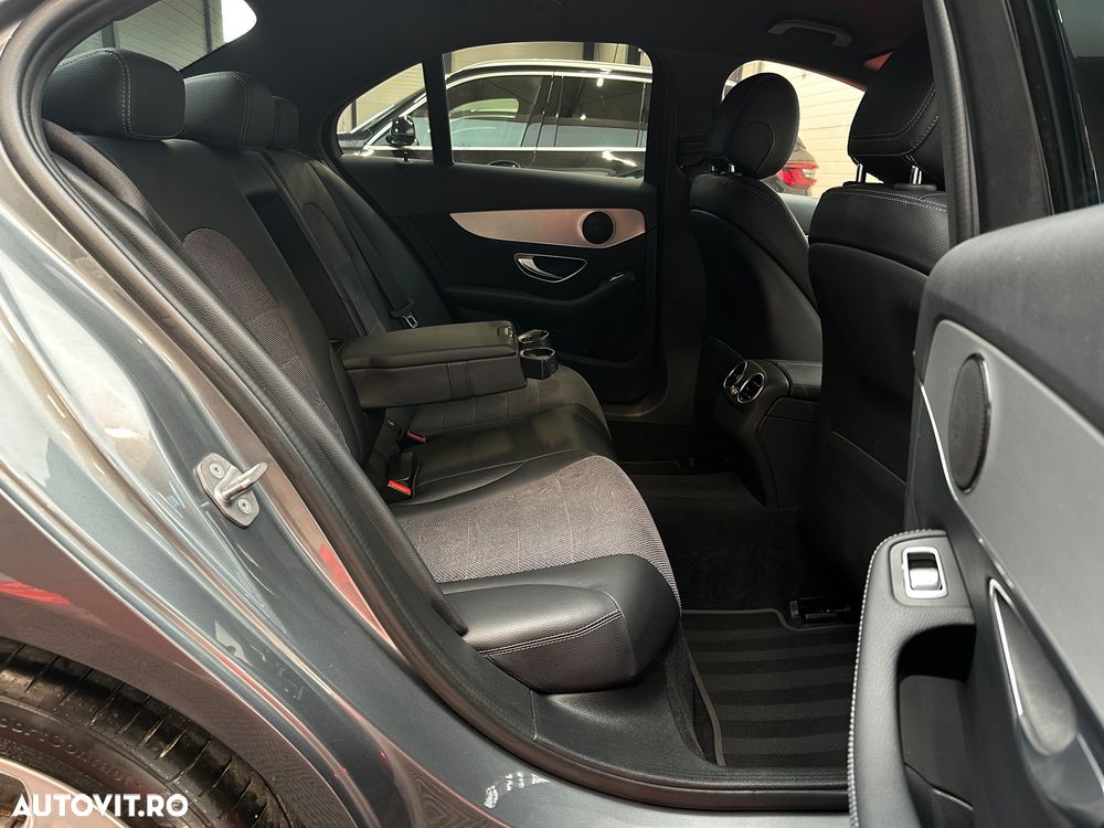 Mercedes-Benz C 250 d 4Matic 9G-TRONIC Avantgarde - 24