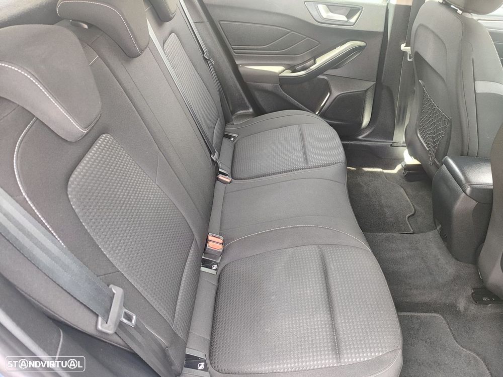 Ford Focus 1.5 TDCi ECOBlue Connected Aut. - 9
