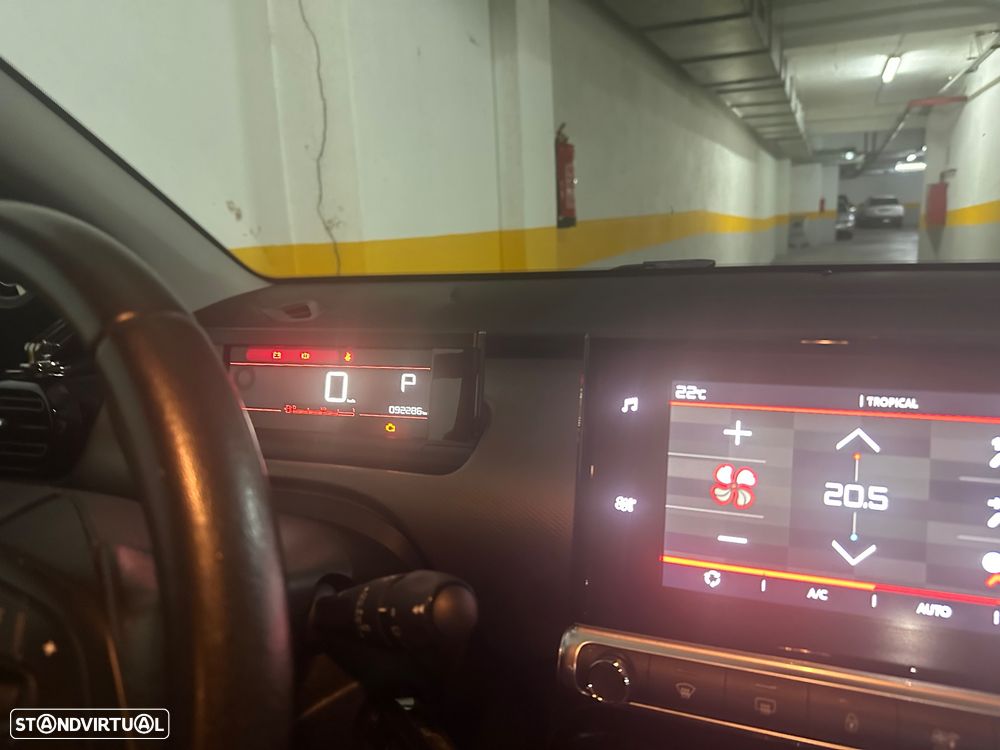 Citroën C4 Cactus 1.2 PureTech Feel EAT6 - 17