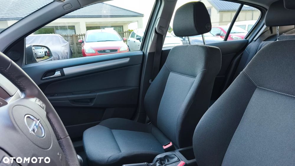Opel Astra - 18