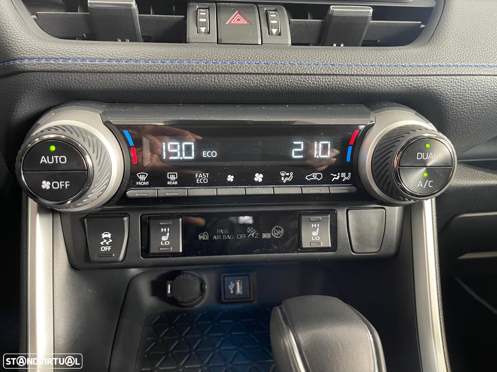 Toyota RAV4 - 21
