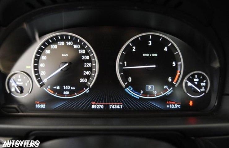 BMW Seria 5 520d Aut. Luxury Line - 10