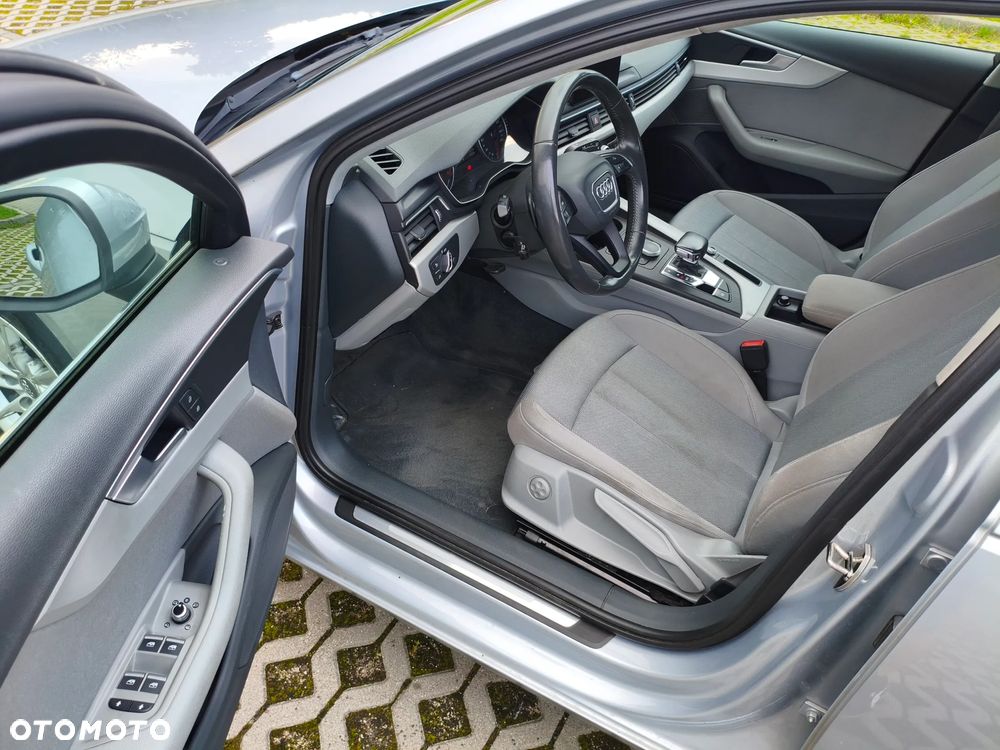 Audi A4 Avant 2.0 TDI S tronic - 11