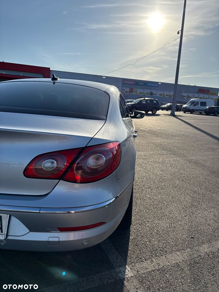 Volkswagen Passat CC - 9
