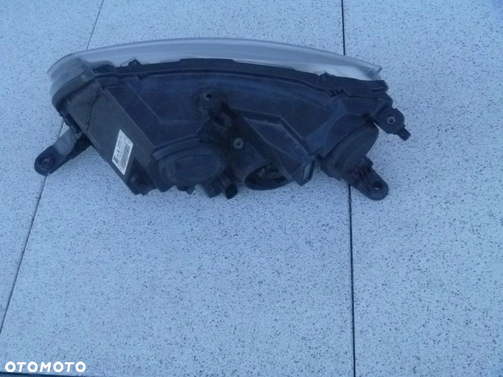 SKODA RAPID REFLEKTOR PRZEDNI PRAWY 5JB941016 ORYGINAŁ EUROPA - 6