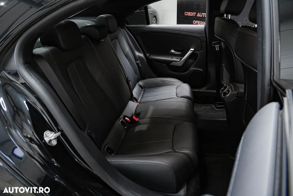 Mercedes-Benz CLA 200 7G-DCT Progressive Line Advanced - 4