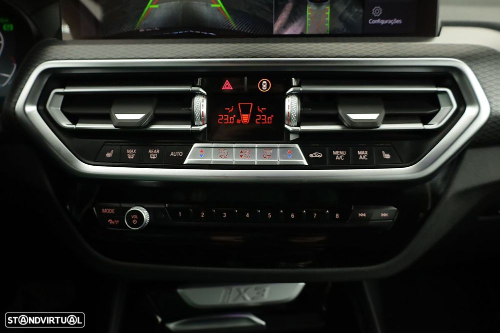 BMW iX3 M Sport Impressive - 13