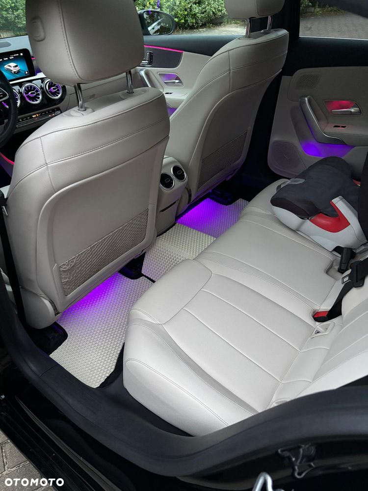 Mercedes-Benz Klasa A 200 7G-DCT - 7