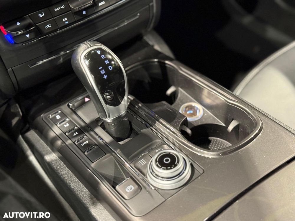 Maserati Ghibli - 30